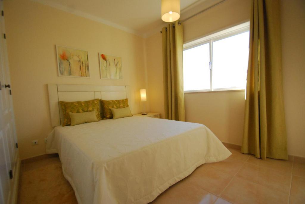 Oasis Parque Country Club Hotel Portimao Ruang foto