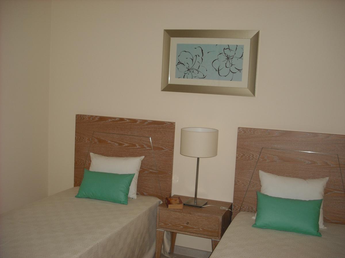 Oasis Parque Country Club Hotel Portimao Bagian luar foto