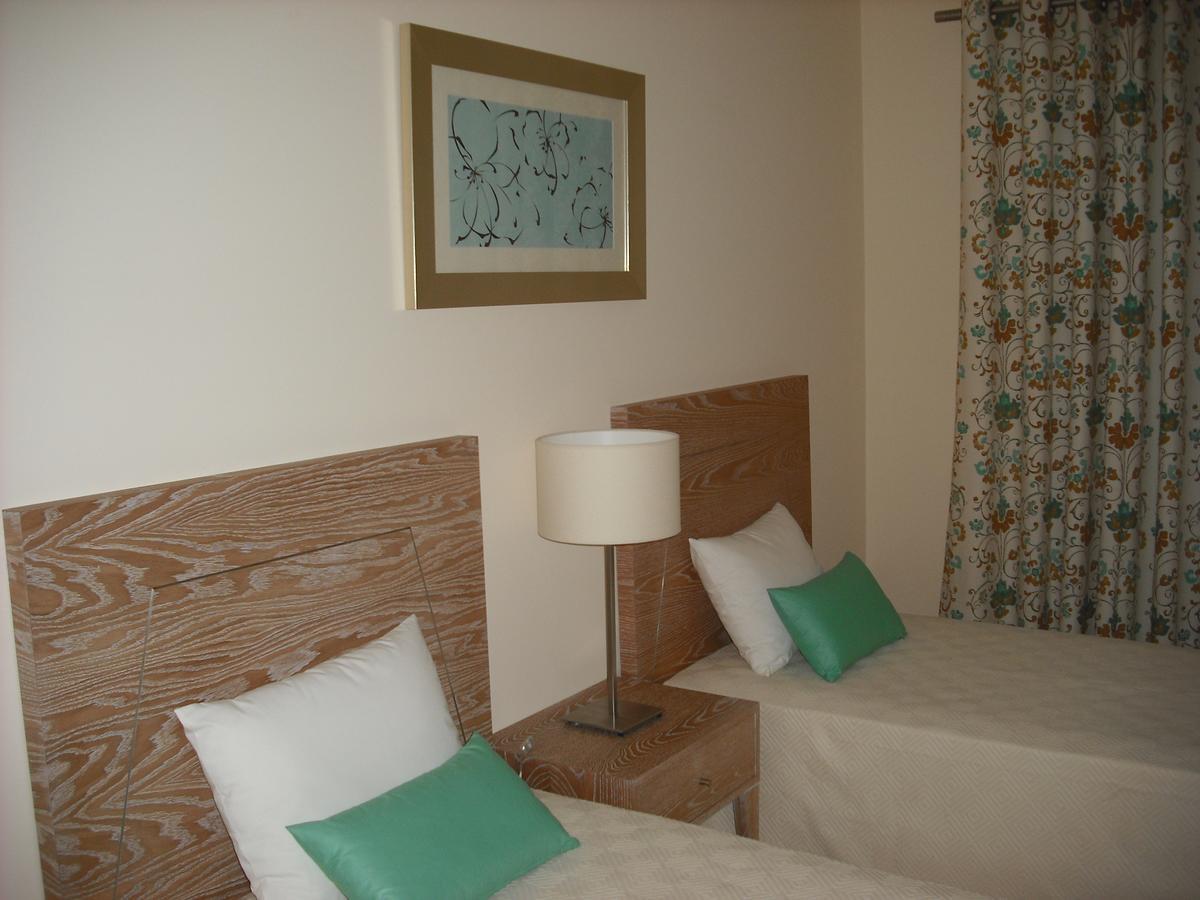 Oasis Parque Country Club Hotel Portimao Bagian luar foto